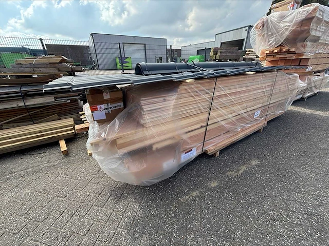 Douglas kapschuur met dakpanplaat 890x360x325 cm - afbeelding 11 van  19