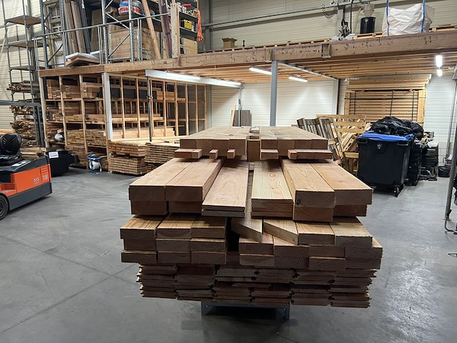 Douglas overkapping 400*1100cm met achterwand verando - afbeelding 5 van  8