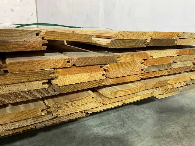 Douglas plank - met mes en groef 450x11,5x1,7 cm (40x) - afbeelding 4 van  6