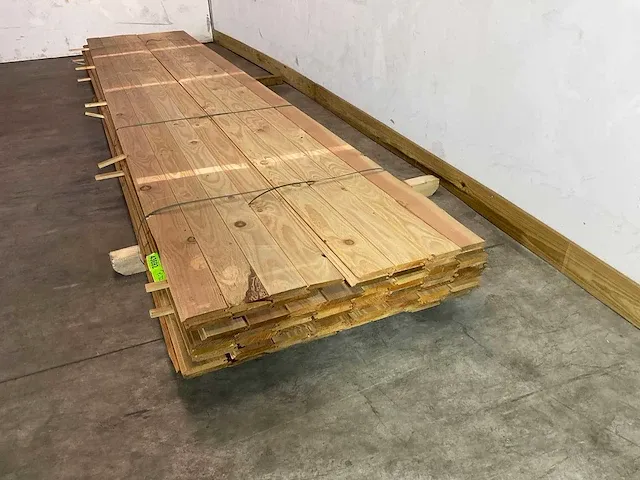 Douglas plank - met mes en groef 450x11,5x1,7 cm (40x) - afbeelding 3 van  6