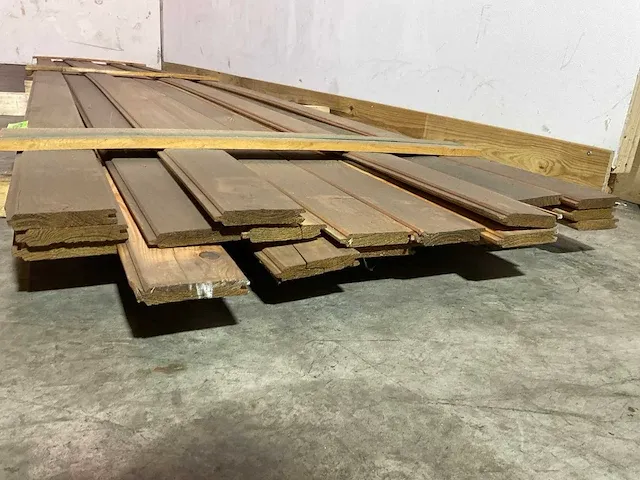 Douglas plank - met mes en groef 550x11,5x1,8 cm (20x) - afbeelding 3 van  6