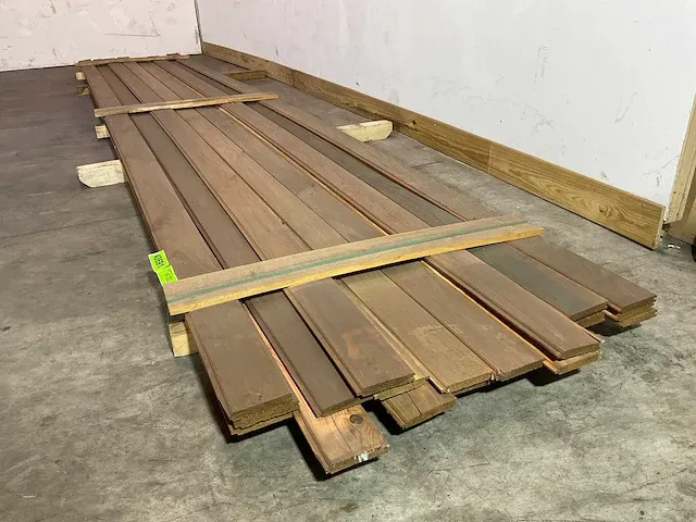 Douglas plank - met mes en groef 550x11,5x1,8 cm (20x) - afbeelding 5 van  6