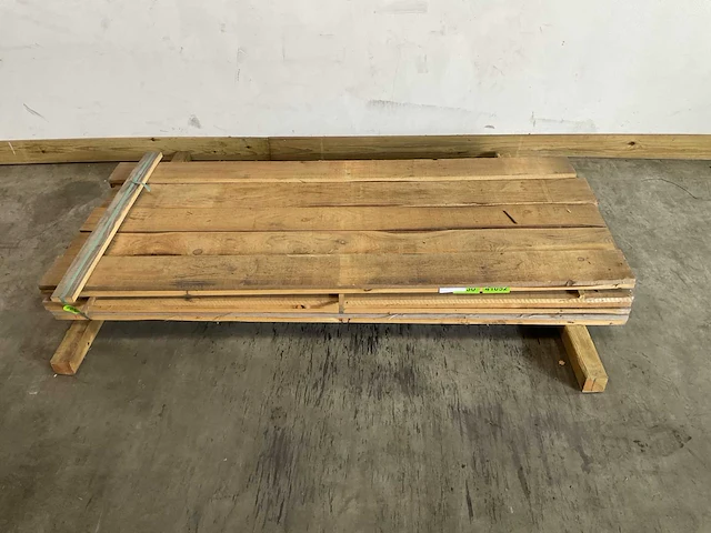 Douglas plank 200x15,5x2,2 cm (31x) - afbeelding 1 van  4