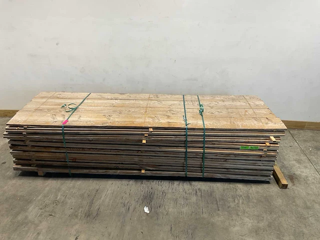 Douglas plank 300x25x2,5 cm (38x) - afbeelding 1 van  5