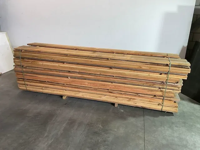 Douglas plank 360-350x13.5-16.5x3 cm (100x) - afbeelding 1 van  5