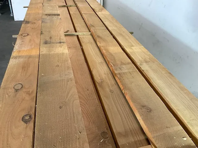 Douglas plank 360-350x13.5-16.5x3 cm (100x) - afbeelding 3 van  5