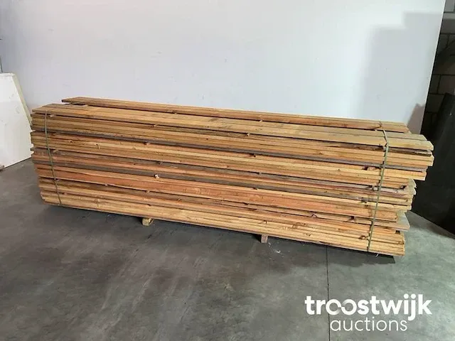 Douglas plank 360-350x13.5-16.5x3 cm - afbeelding 1 van  5