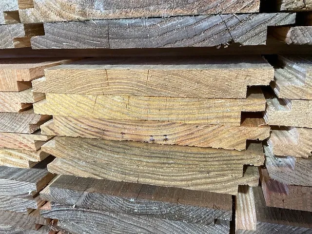 Douglas plank met halfhoutverbinding 180x18x2 cm (50x) - afbeelding 3 van  5