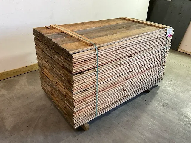 Douglas plank met halfhoutverbinding 180x18x2 cm (50x) - afbeelding 4 van  5