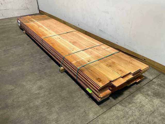 Douglas plank met mes- en groef 400x19x1,8 cm (53x) - afbeelding 1 van  7