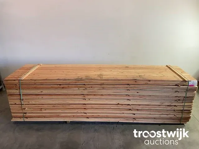 Douglas plank met mes -en groef verbinding 360x8.5x1.8 cm - afbeelding 1 van  5