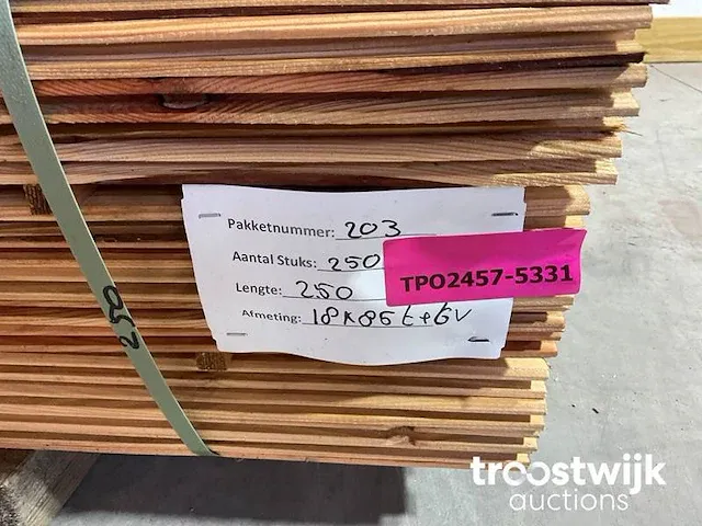 Douglas plank met mes -en groefverbinding 250x8.5x1.8 cm - afbeelding 5 van  5
