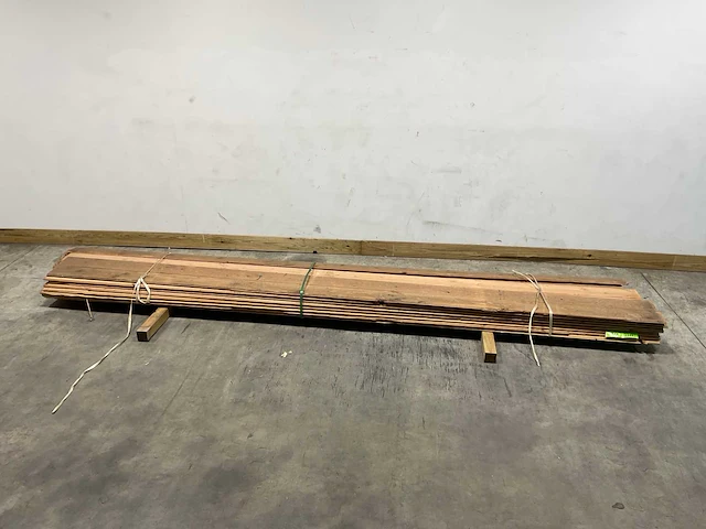 Douglas plank met mes en groef 400x14,5x2 cm (32x) - afbeelding 1 van  5