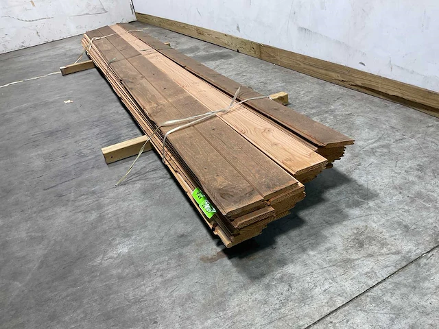 Douglas plank met mes en groef 400x14,5x2 cm (32x) - afbeelding 2 van  5