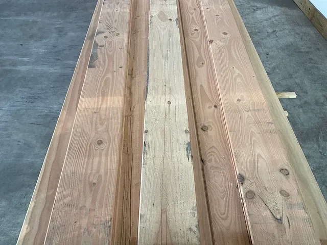 Douglas plank met mes en groef 400x18.5x2.5 cm (22x) - afbeelding 2 van  6