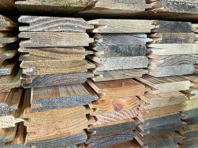 Douglas plank met mes en groef verbinding 200x8.5x1.7 cm (75x) - afbeelding 4 van  6