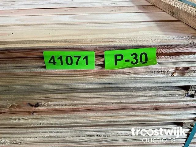 Douglas plank met mes en groef verbinding 250x9.5x1.8 cm - afbeelding 7 van  7
