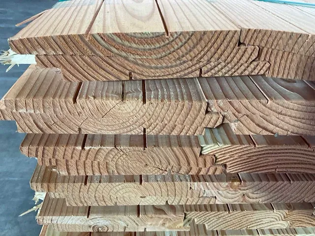 Douglas plank zweeds rabat 300x19.5x1.2/2.7 cm (35x) - afbeelding 3 van  7