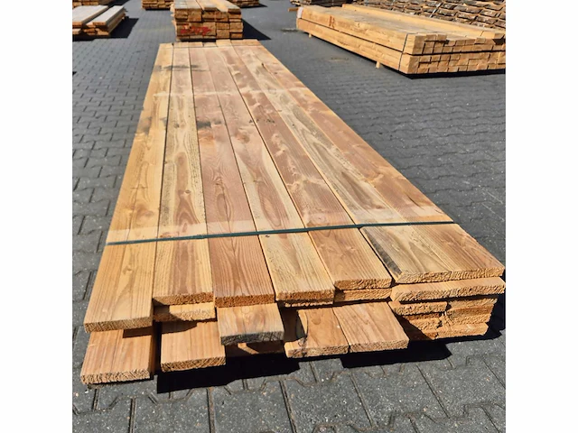 Douglas planken (4030x155x32mm) (42x) - afbeelding 1 van  4