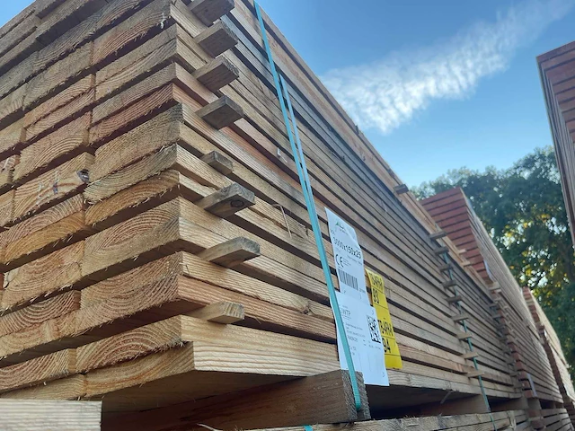 Douglas planken fijnbezaagd 3000x150x25mm (54x) - afbeelding 4 van  4