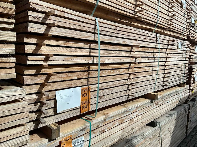 Douglas planken fijnbezaagd 3000x200x22mm (65x) - afbeelding 4 van  4