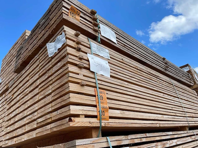 Douglas planken fijnbezaagd 3000x200x22mm (66x) - afbeelding 4 van  4