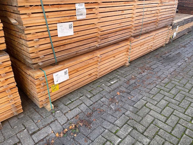 Douglas planken fijnbezaagd 4000x150x25mm (110x) - afbeelding 4 van  4