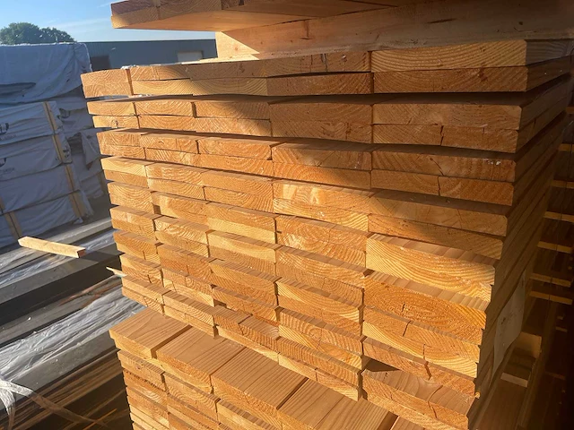 Douglas planken geschaafd 3000x195x28mm (90x) - afbeelding 3 van  3