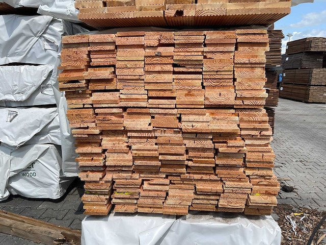 Douglas planken geschaafd 4000x145x18mm (100x) - afbeelding 3 van  3