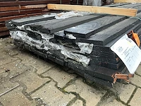 Douglas planken zwart gespoten 22x150mm, lengte 500cm (42x) - afbeelding 1 van  3