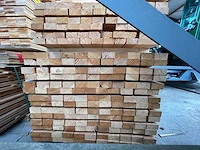 Douglas regels geschaafd 40x80mm, lengte 500cm (154x) - afbeelding 2 van  3