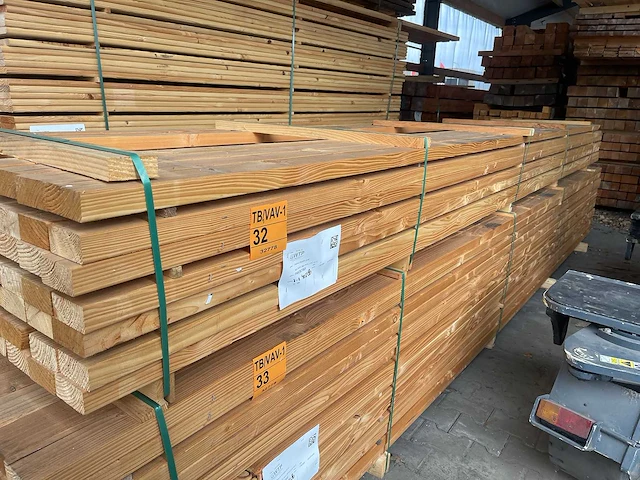 Douglas regels geschaafd 40x80mm, lengte 500cm (72x) - afbeelding 2 van  3