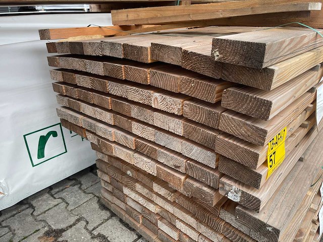 Douglas regels geschaafd 5000x100x40mm (65x) - afbeelding 3 van  3