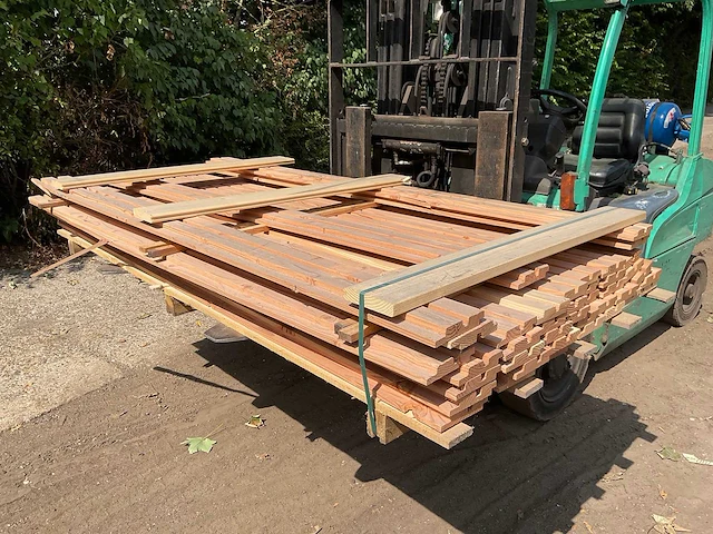 Douglas rhombusprofiel 224x13x2,8 cm (40x) - afbeelding 1 van  4