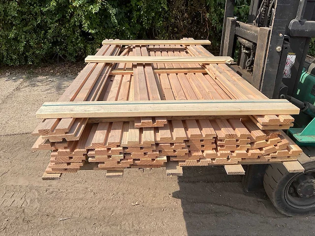 Douglas rhombusprofiel 224x13x2,8 cm (40x) - afbeelding 4 van  4