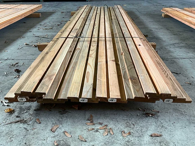 Douglas rhombusprofiel geschaafd 300x14,5x2,7 cm (8x) - afbeelding 3 van  4