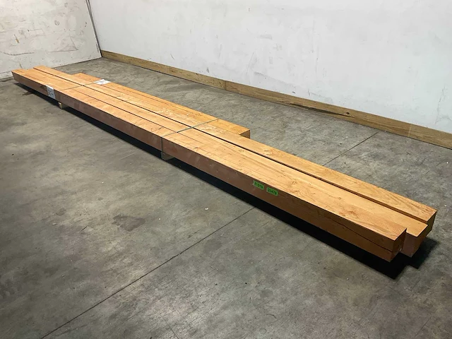 Douglas ruw gezaagd mix 300-600x15x15 cm - afbeelding 1 van  7