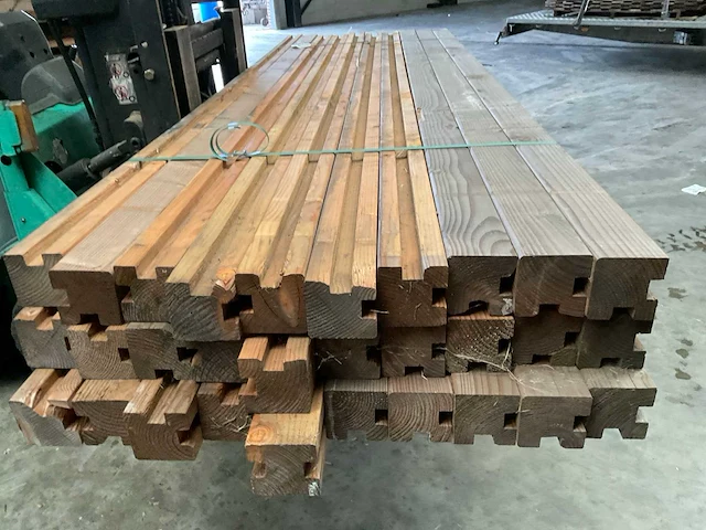 Douglas sponning 300x9,5x9,5 cm (33x) - afbeelding 6 van  7