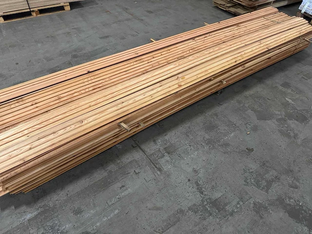 Douglas triple rhombus 4000x145x18mm (totaal: 392m1) (98x) - afbeelding 1 van  4