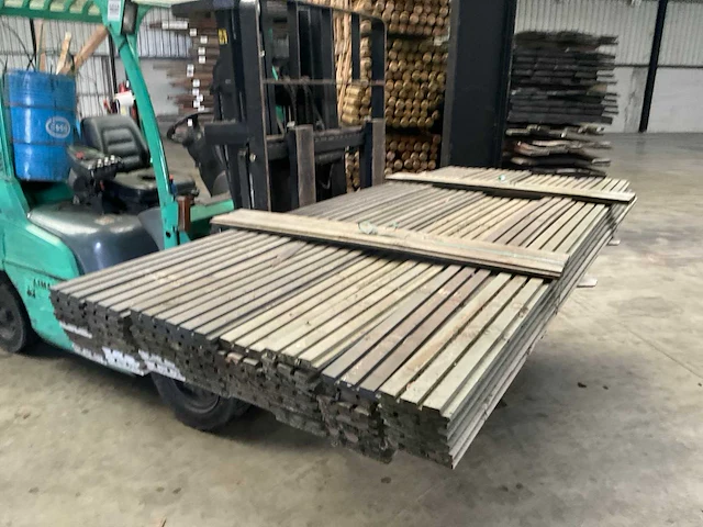 Douglas triple rhombusprofiel 300x13,9x2,1 cm (57x) - afbeelding 4 van  7