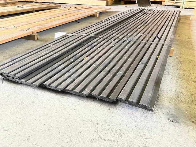 Douglas tripleprofiel geschaafd 300x14x2 cm (8x) - afbeelding 3 van  3