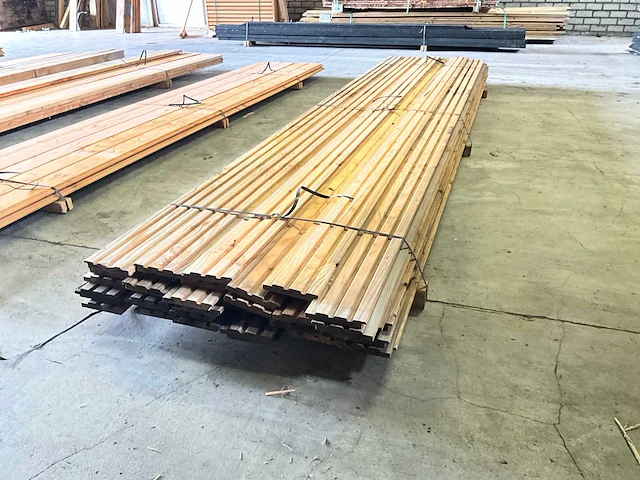 Douglas tuinplank triple profiel 400x14,5x2,2 cm (41x) - afbeelding 4 van  5
