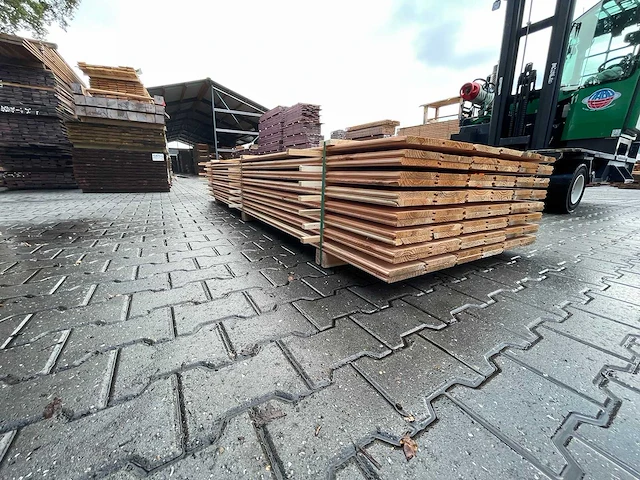 Douglas veer en groef 18x145mm, lengte 400cm (120x) - afbeelding 2 van  4