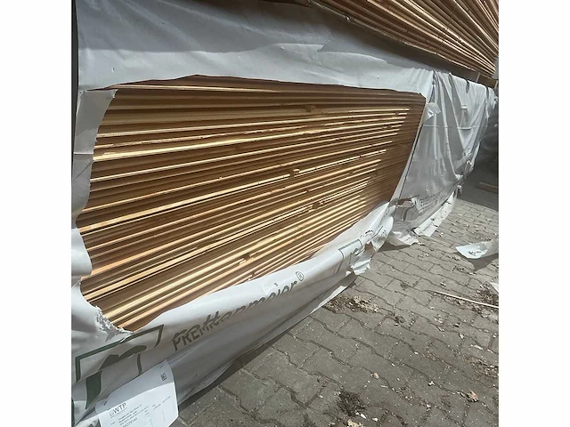 Douglas veer en groef 18x145mm, lengte 400cm (138x) - afbeelding 4 van  4