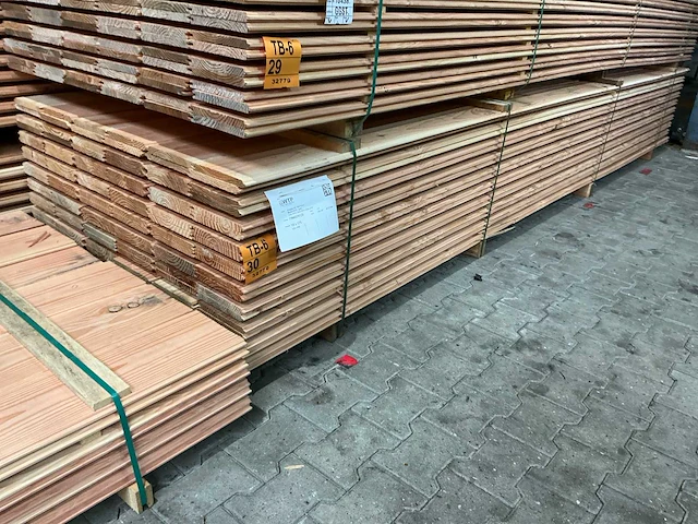 Douglas veer en groef 18x185mm, lengte 400cm (120x) - afbeelding 2 van  2