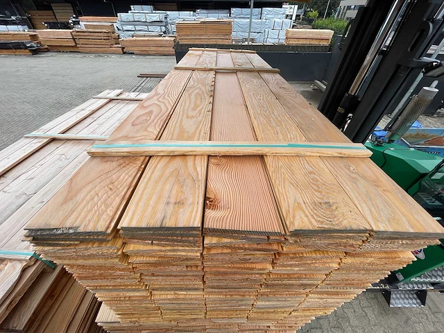 Douglas veer en groef 3000x190x18mm (179x) - afbeelding 1 van  3