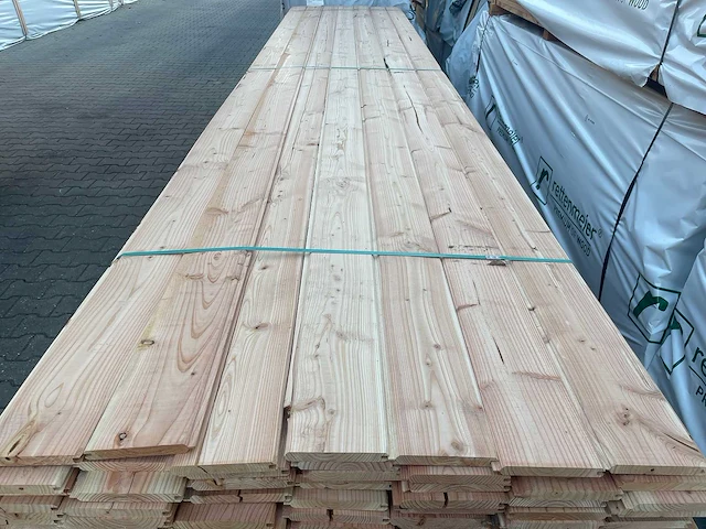 Douglas veer en groef 4000x145x18mm (126x) - afbeelding 1 van  3