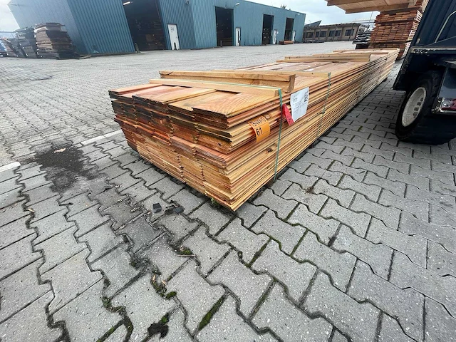 Douglas veer en groef 5000x190x18mm (135x) - afbeelding 2 van  3