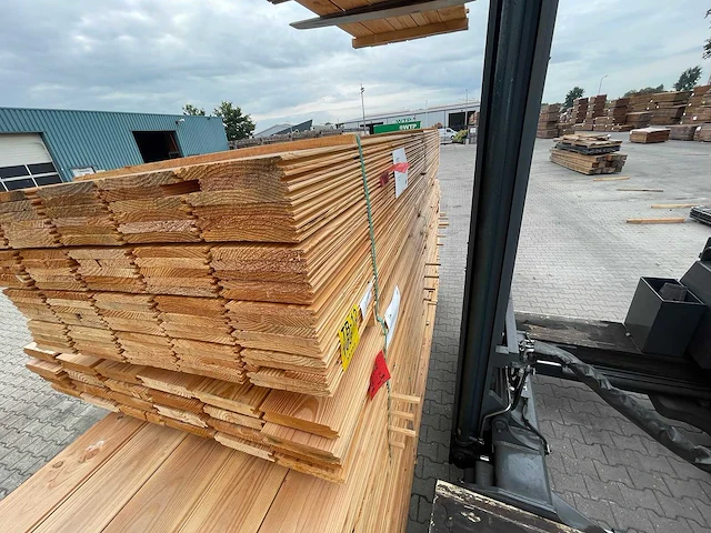 Douglas veer en groef met kraal 3000x190x18mm (105x) - afbeelding 3 van  3