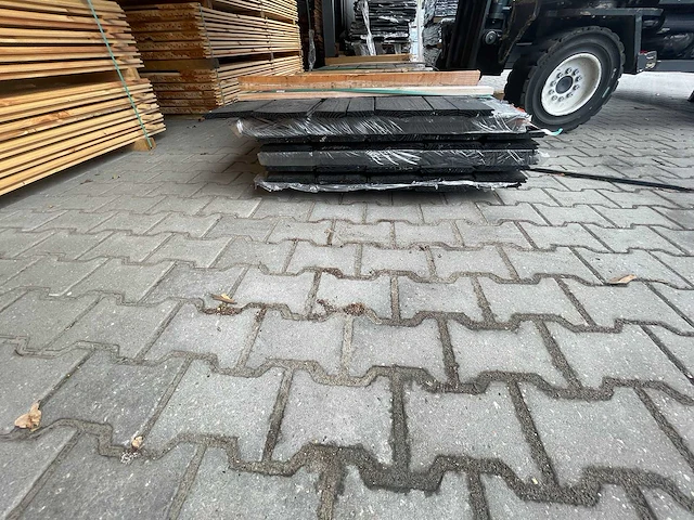 Douglas veer en groef zwart gecoat 4000x190x18mm (50x) - afbeelding 3 van  3